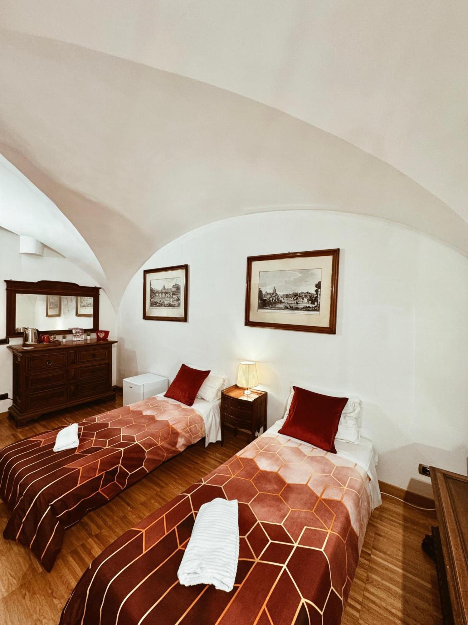 Residenza Tritone Luxury Guest House Trevi Fountain Rome Bagian luar foto