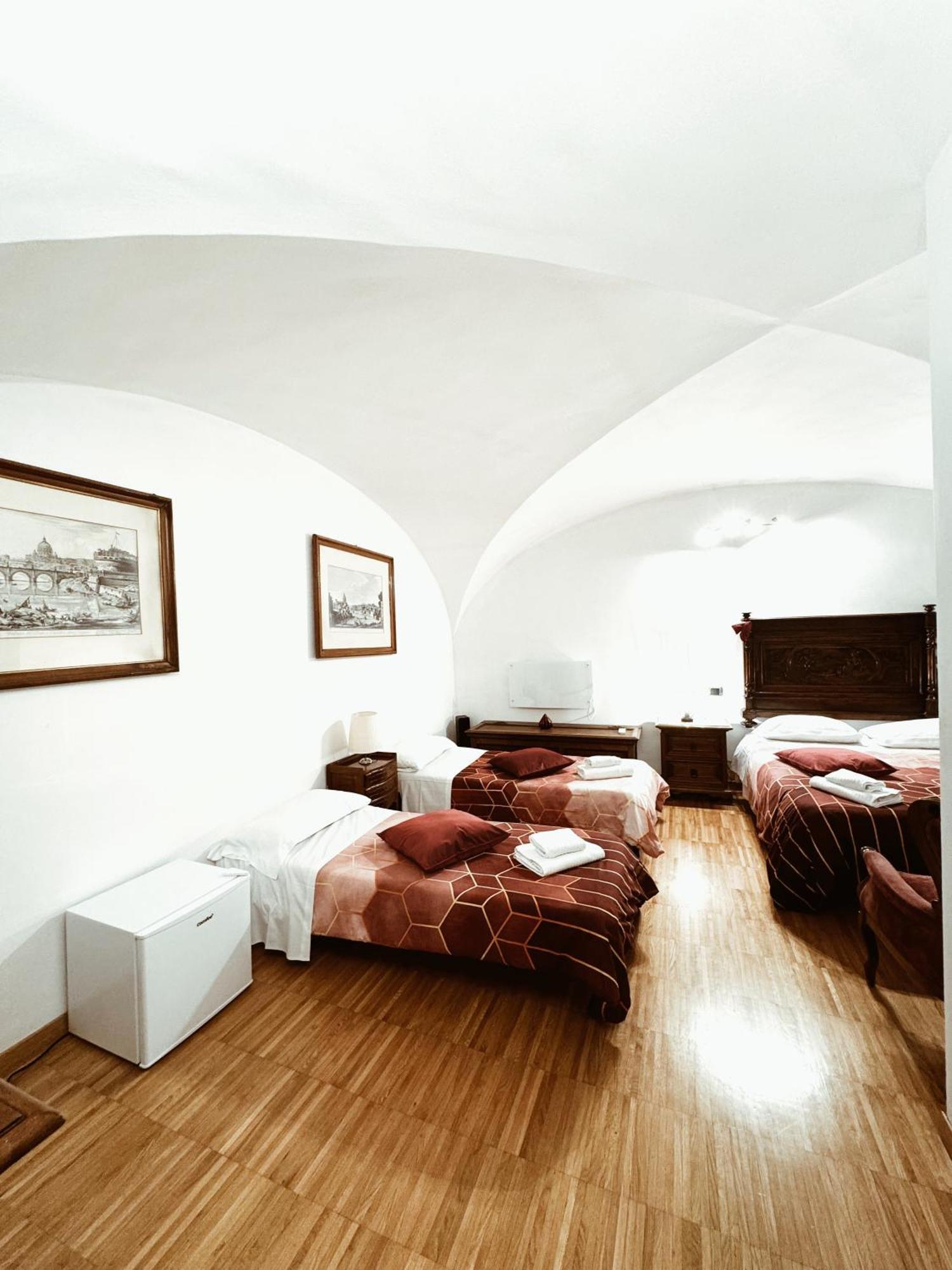 Residenza Tritone Luxury Guest House Trevi Fountain Rome Bagian luar foto