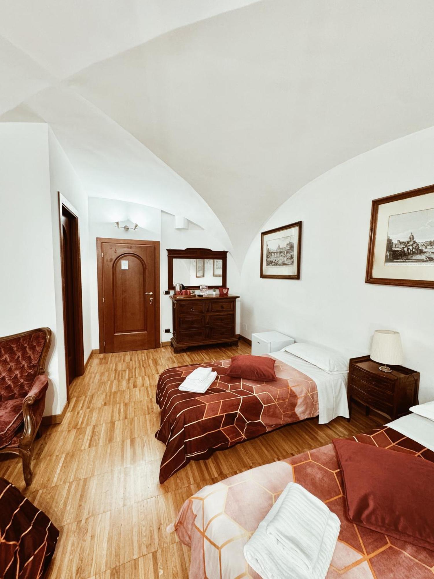 Residenza Tritone Luxury Guest House Trevi Fountain Rome Bagian luar foto